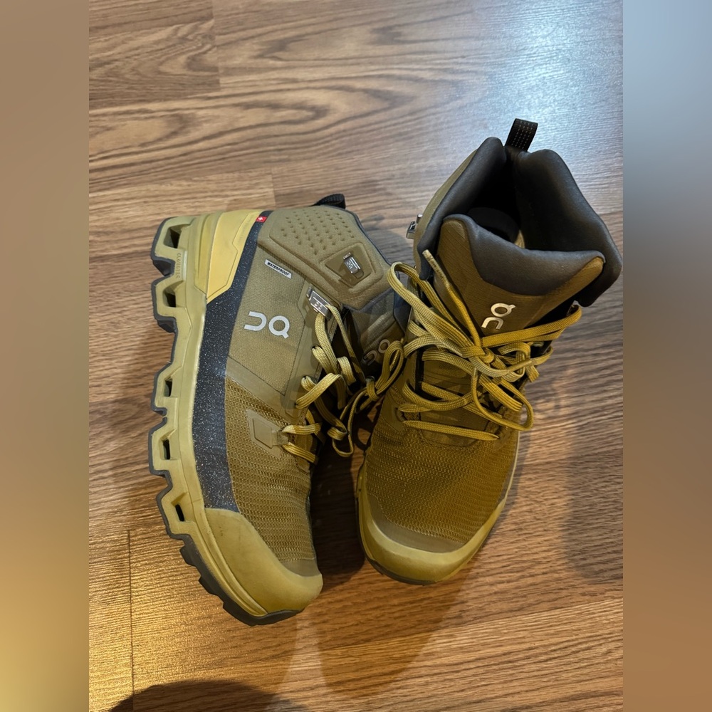 On Running Cloudrock 2 Waterproof 
On Running Men's Athletic Shoes - Picture 12 of 13